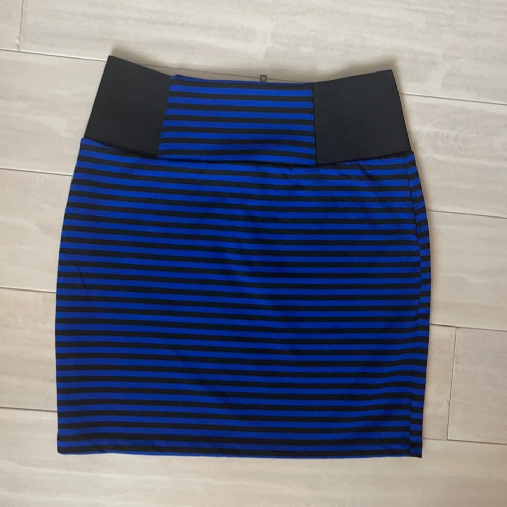 💙🖤 Black&Blue Striped Mini💙🖤